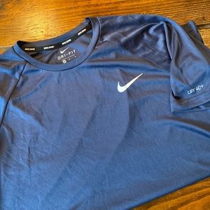 Nike Swim shirt UPF 40+